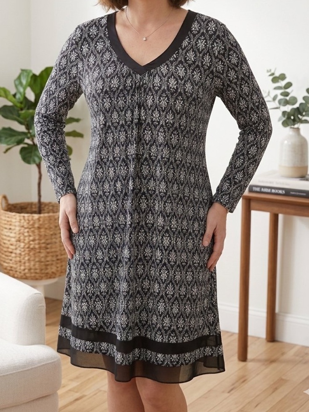 Anne Klein Black White Geometric Floral Knit High Low Midi Dress Long Sleeve